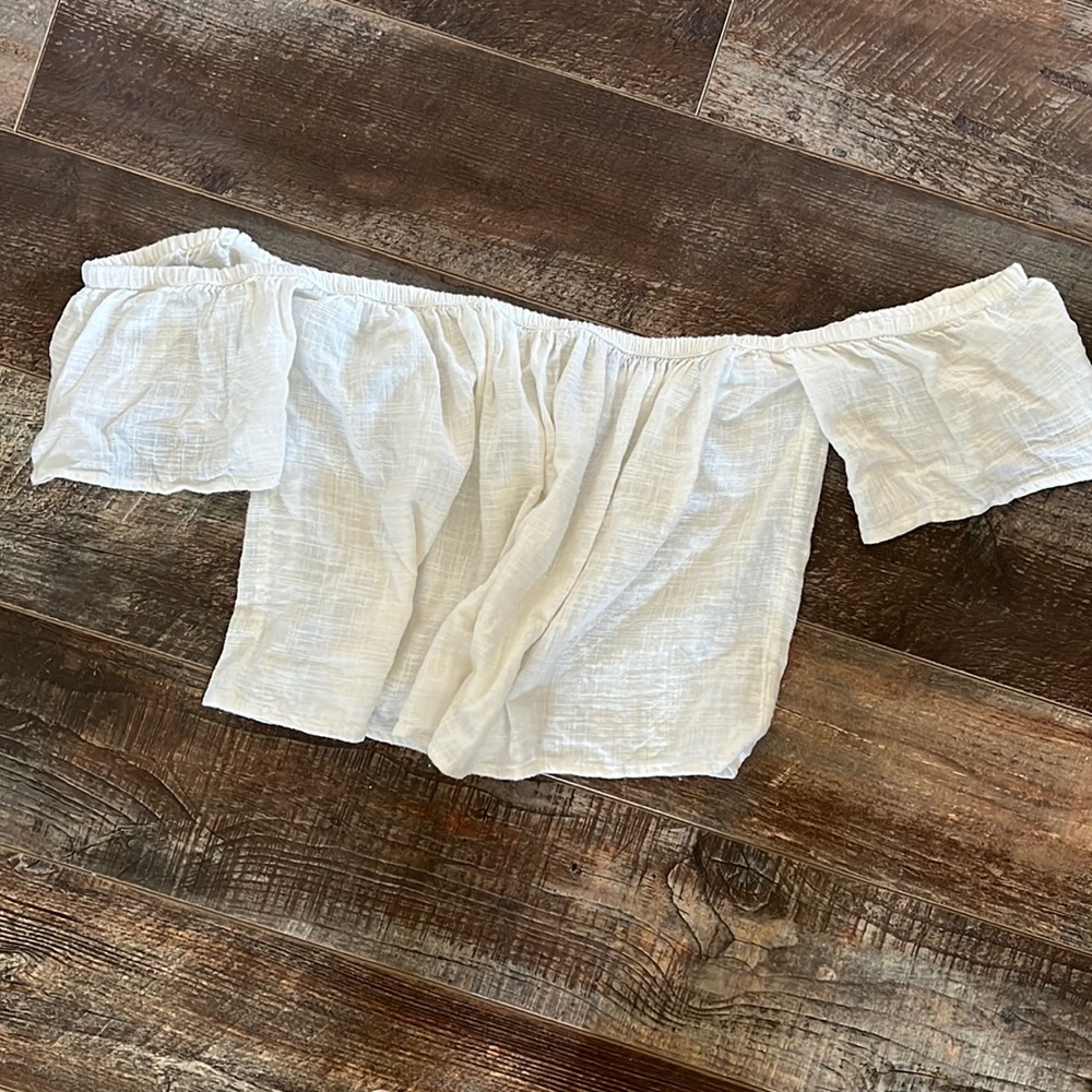 Billabong Off the shoulder white top